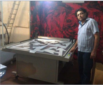Vector Sticker Cutting Table Sample Maker