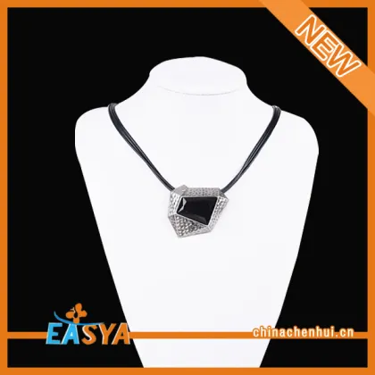 Alloy Jewelry Main Lucky Stone Necklace