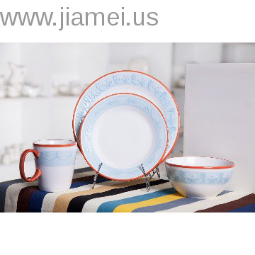 The Porcelain dinnerware for square deluxe designs