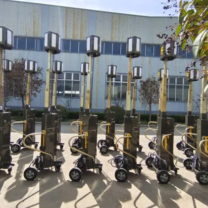 Emergency lighting tower with adjustable lighting