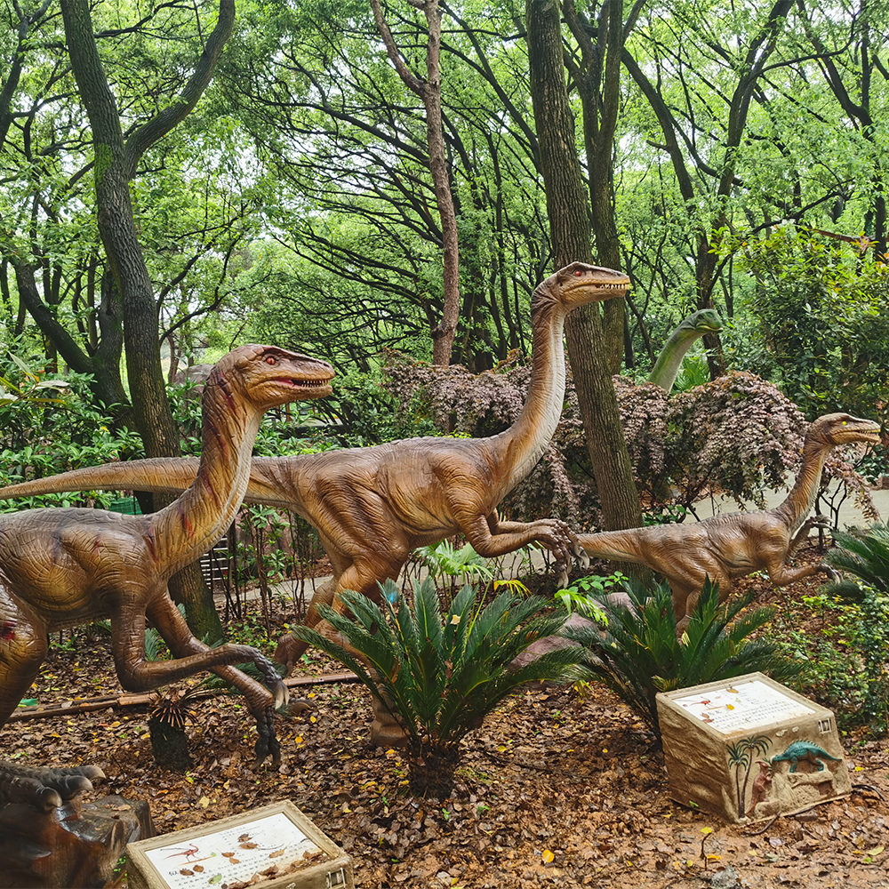Animatronic Ornithomimus