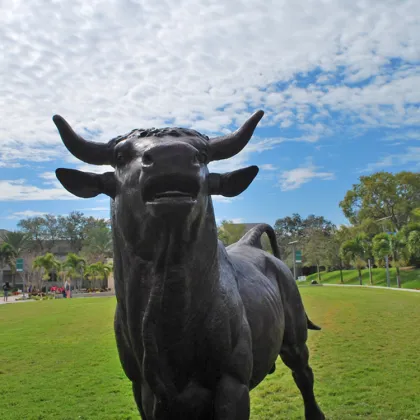 theme park outdoor sculpture bronze big bull sculpture