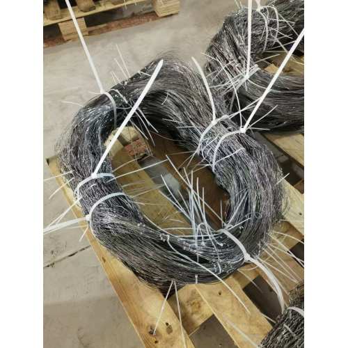 Filo anticarro con barriere antideflagranti poco appariscenti