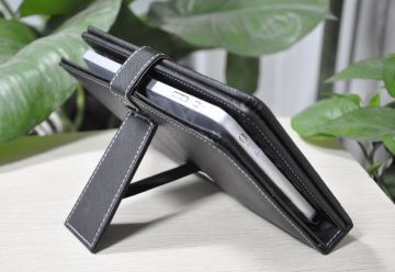 Flexible , Portable Dust-proof Ipad Iphone Bluetooth Keyboards With Adjustable Stand