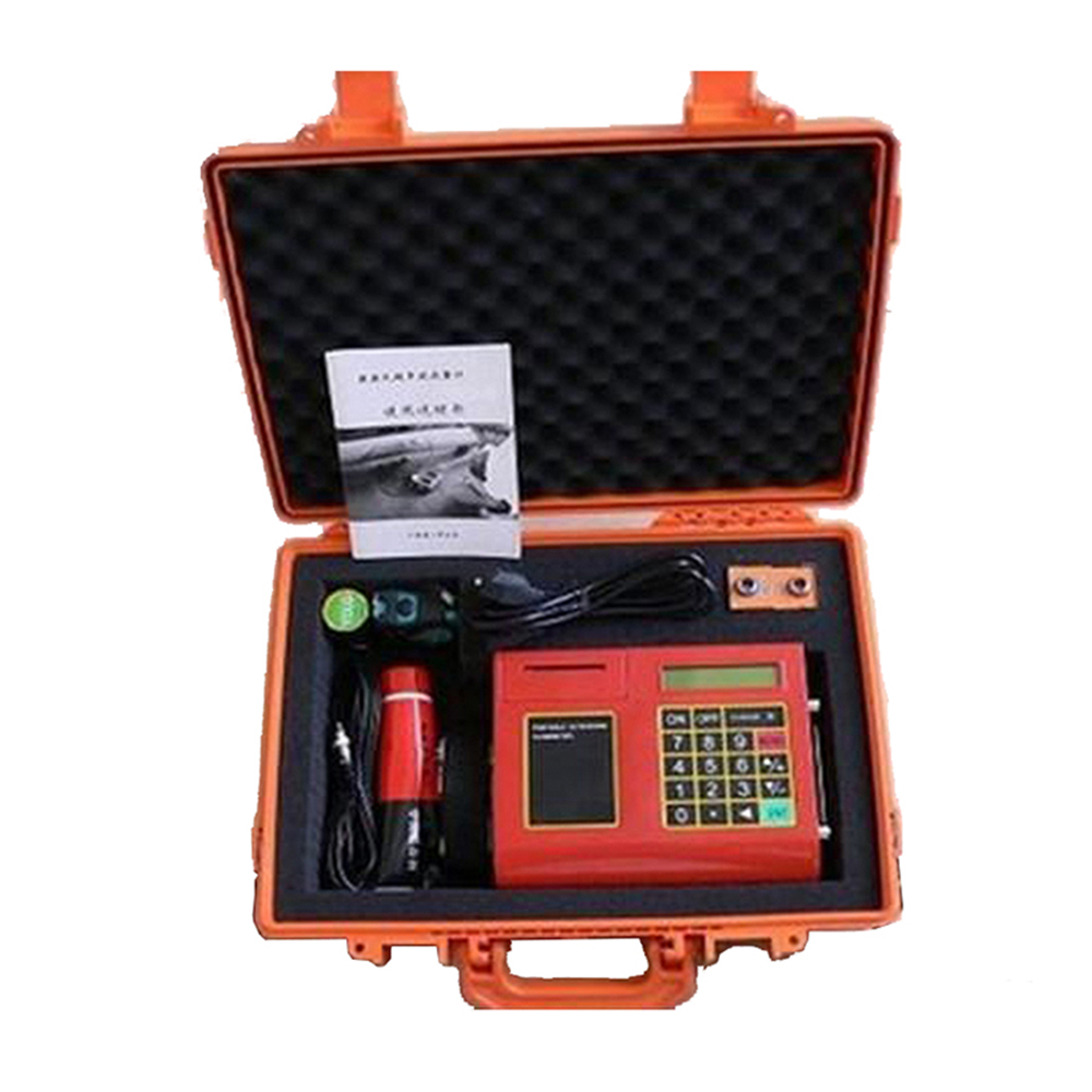 TUF 2000P portable ultrasonic flow meter