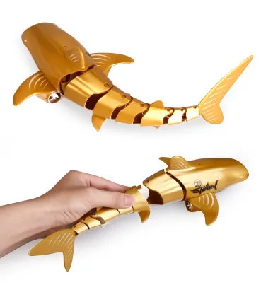 Factory RC Whale Shark Black Gold Boat: A 2.4G Twin Propeller Waterproof 4Channels Remote Control Ship