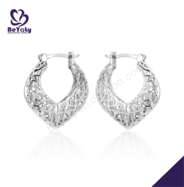 Hollow interlaced elegant clasp sterling silver earrings