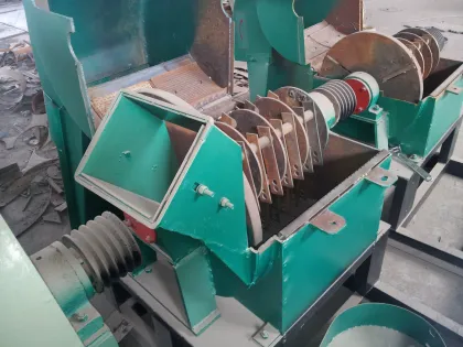 wood chip mills paper mills forestry farms pulp mills medium  board particle board wood large disc wood chipper machine