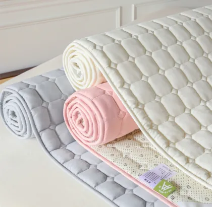 Skin Friendly Waterproof Mattress Protector