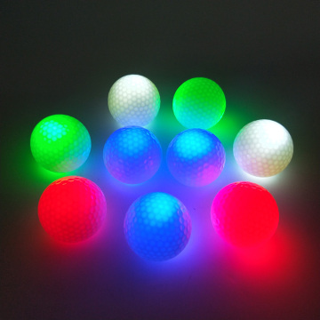 Pelotas de golf LED de noche colorida de ventas calientes