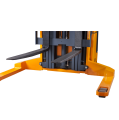 الوقوف الكهربائية على Straddle Stacker 1500KG