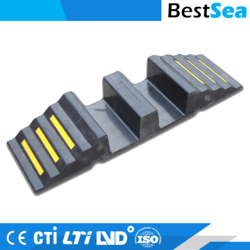 Hose protection portable, fire two channel hose ramp