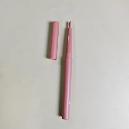 Vegan Plumping Lip Liner - Custom Sting Instant Plump Extreme Lip Liner