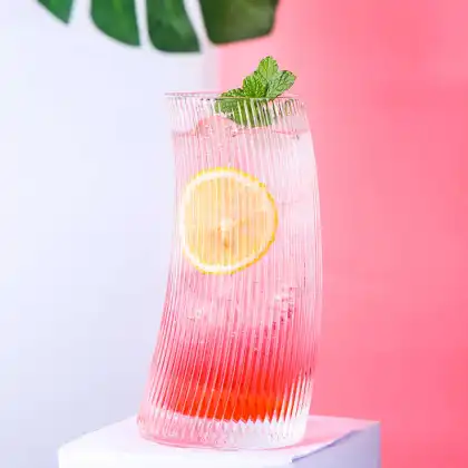 Ribbed Swerve glass cup Crescent Drink Cup