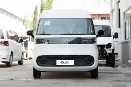 SAIC Maxus DANA V1 Electric Cargo Van - 6 Seats 350/404KM Range