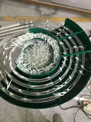 Hot sale vibrating feeder Effective mineral vibrating feeder