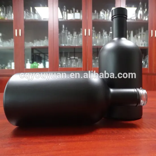 Round Screw Top Clear Super Flint 750ML Liquor Bottles Large Size Glass Vodka Bottle