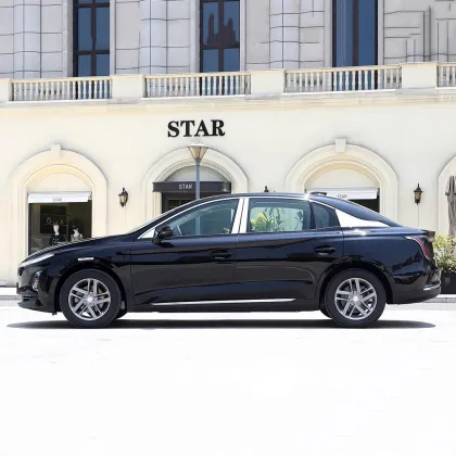 Hongqi E-QM5 2025 500KM Travel Edition