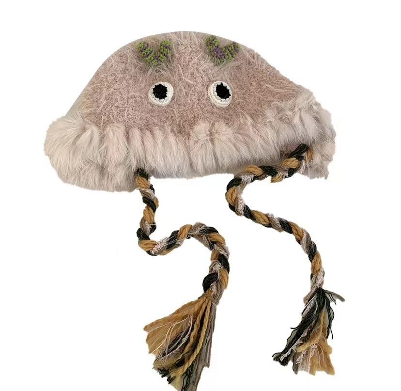 Little monster hat winter plush to keep warm