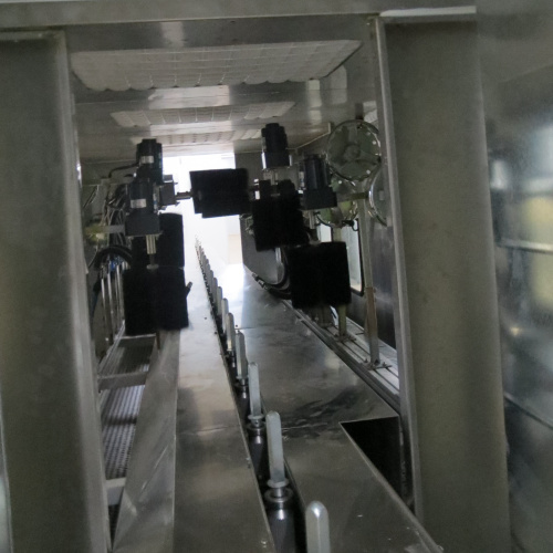 semi automatic spray paint booth