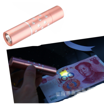 365nm UV Taschenlampe: Erkennung fluoreszierender Mittel in Jade -Kosmetika und Masken