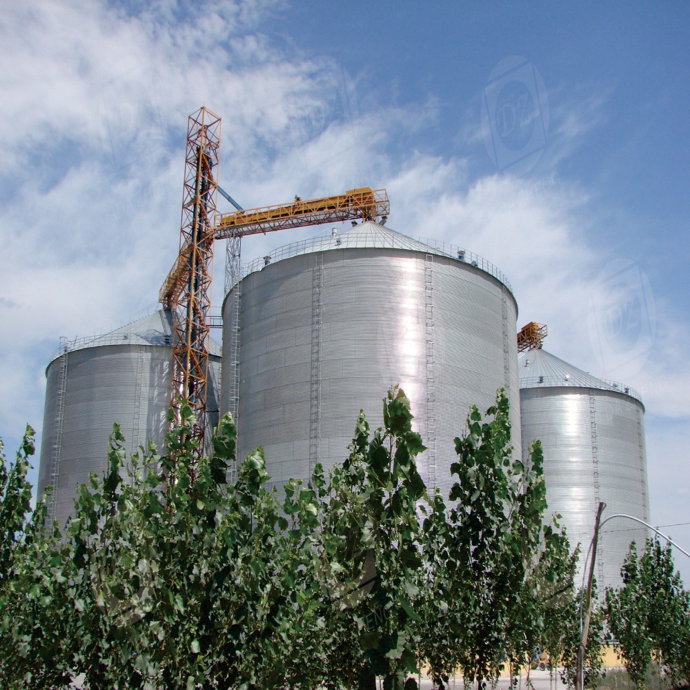 Functional raw material silo