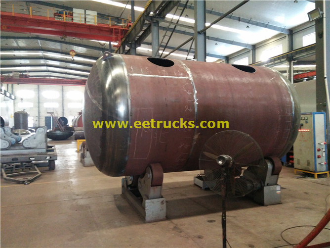 ammonia storage tank