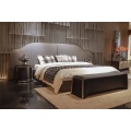 Cama maestra moderna de confort chic