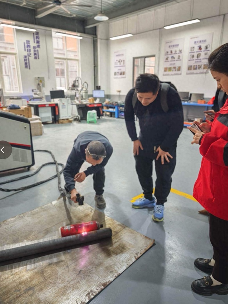 Rail Transit Customer Visits Chuke Intelligent, Laser Cleaning Technology Receives High Praise