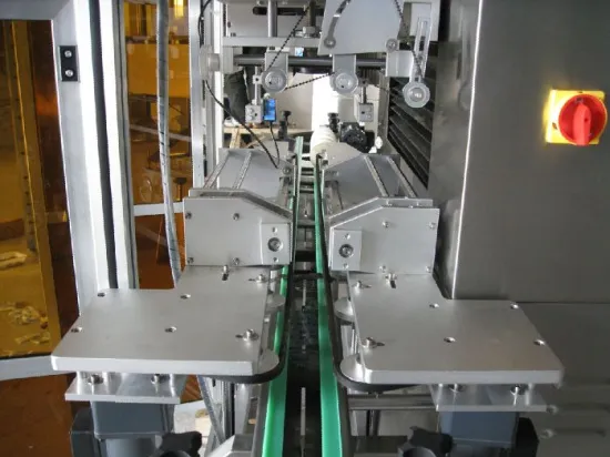 Automatic shrink sleeve labeling machine for bottle of packaging machine