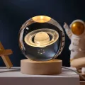 Planeta Star Crystal Bola LED Base de madera Luz nocturna