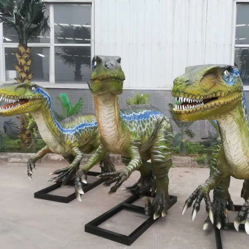 Jurassic Park animatronic realistic velociraptor