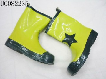 2012 stock rain boots
