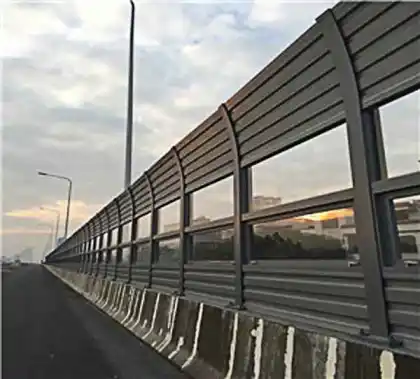Aluminum Panel Angular Sound Barrier (Sound Barrier)