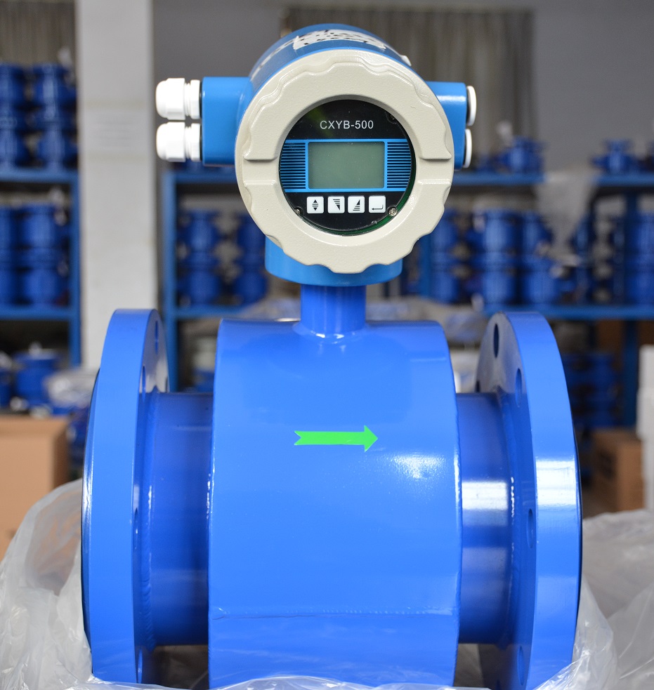 Rubber lining electromagnetic flow meter