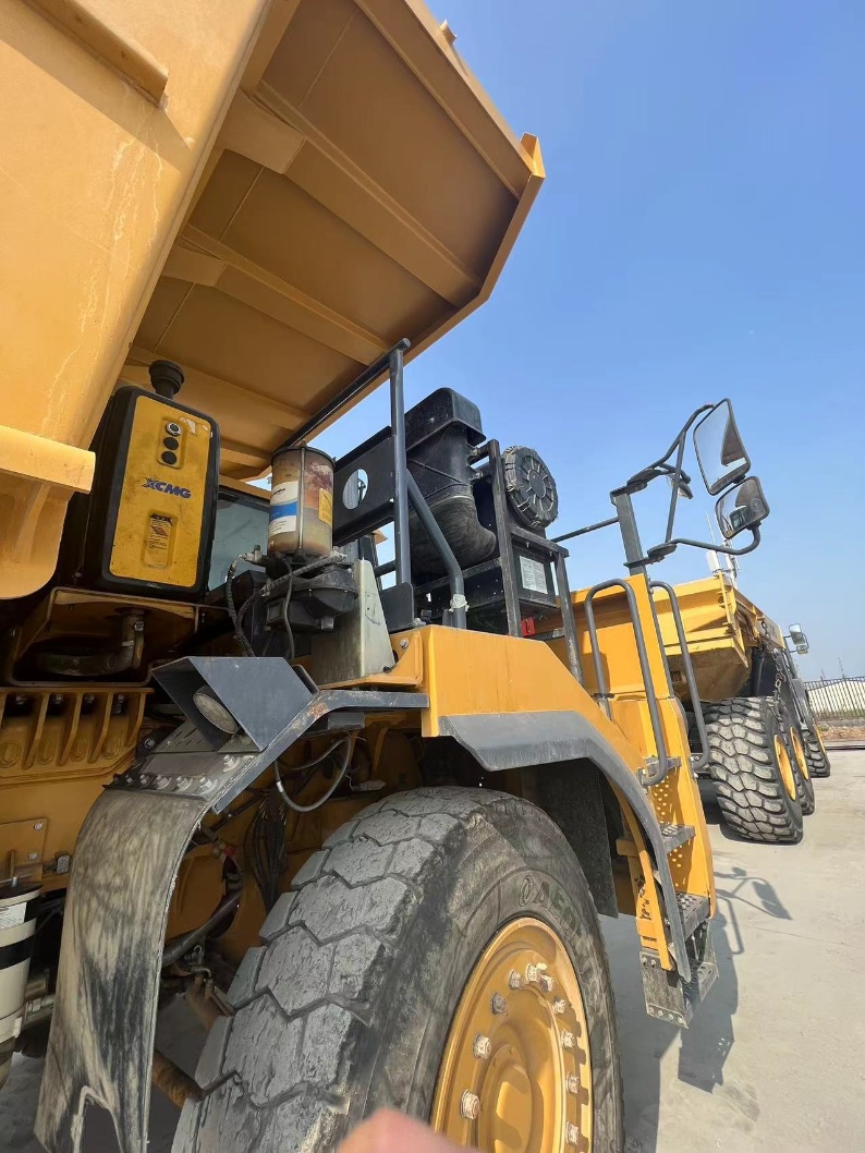 Used XCMG XDR90T Mining Truck