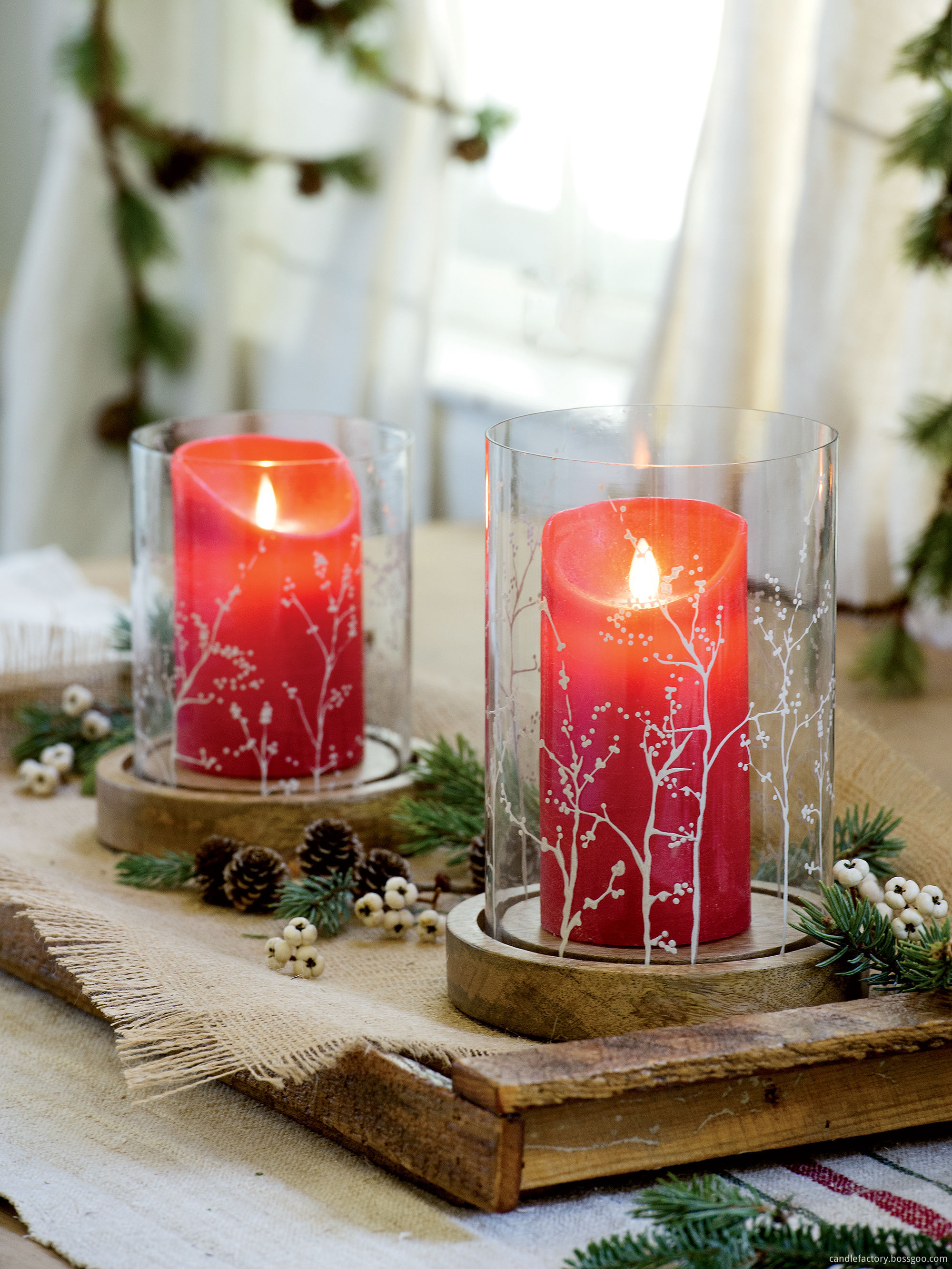 8595596_4118_winterberry-etched-glass-led-candle-holders-with-wood-base