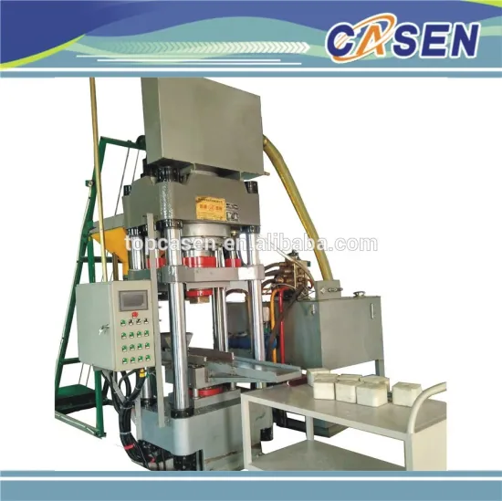 Hydraulic block press machine for animal feeding licking salt block