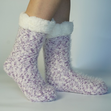 Custom Logo Winter Cozy Floor Socks with Sherpa Lining, Non-Slip Bottoms & Super Soft Dot Pattern - Perfect Casual Style Footwear