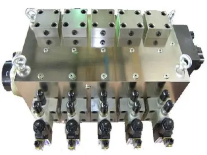 Lego Hydraulic Press