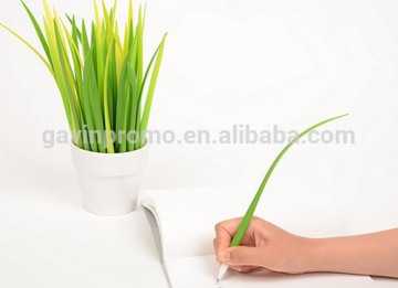 Novelty office stationery grass pen
