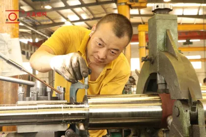 High Output Injection Molding Machine Screw and Barrel for Arburg, Engel, Wittmann-Battenfeld