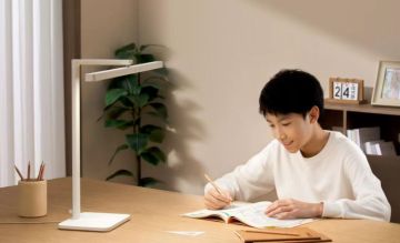 Mi Smart LED Desk Lamp2
