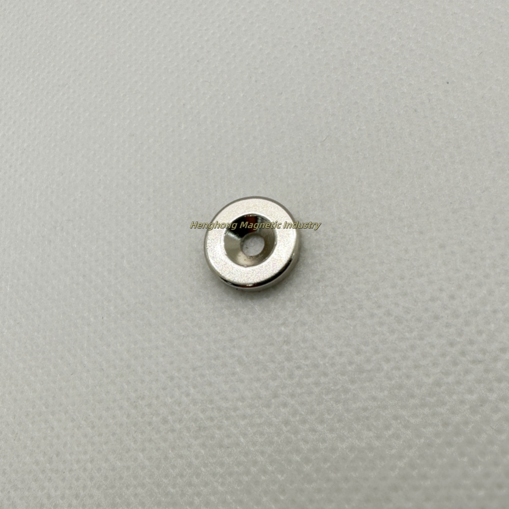 N30 neodymium iron boron strong magnetic field