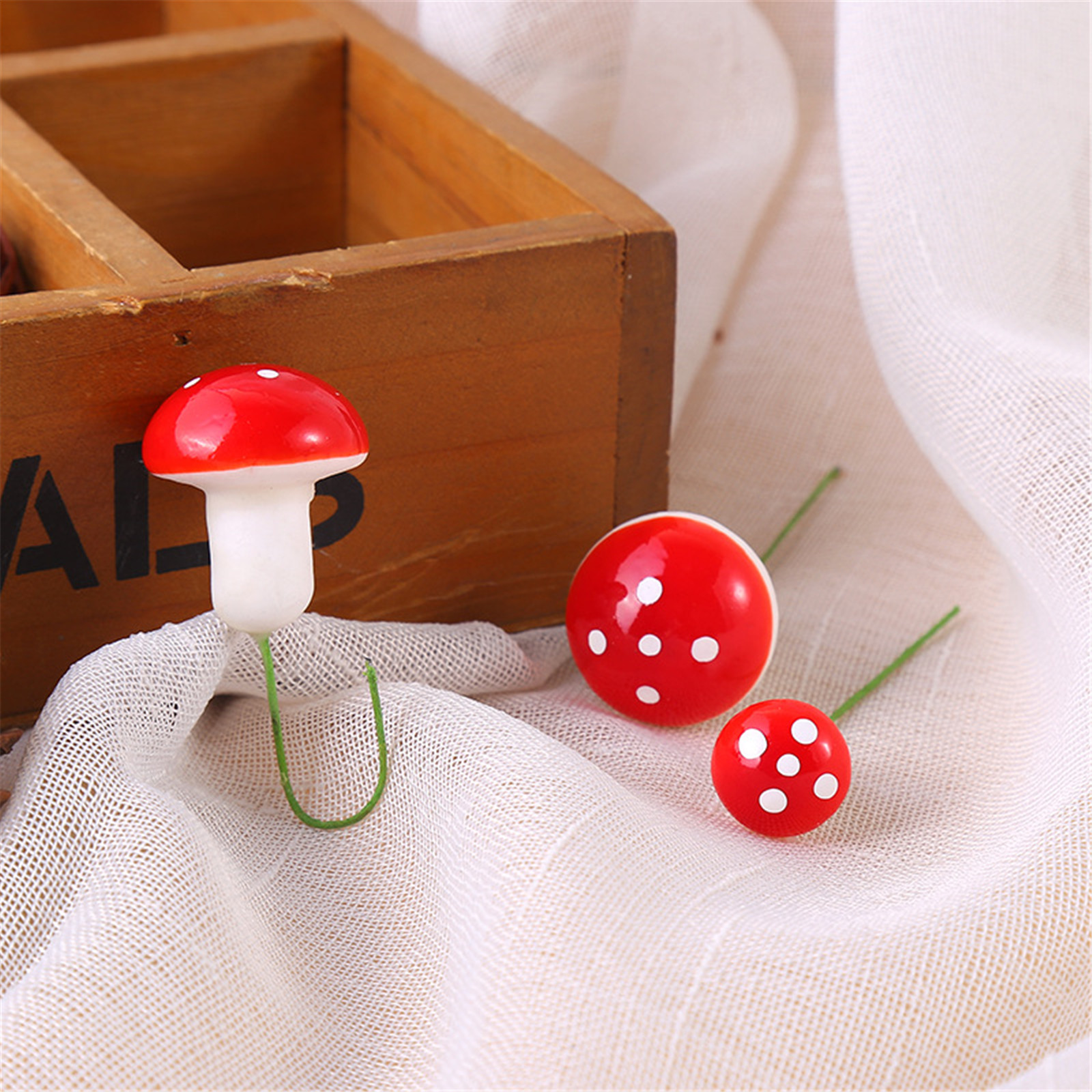 10pcs/20pcs Mushrooms Miniature Fairy Garden Home Decoration Craft Micro Landscape Christmas Decor for Home DIY Party Gift