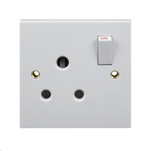 En la serie 15A Socket Socket