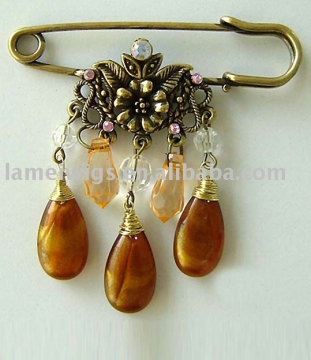 Brooch