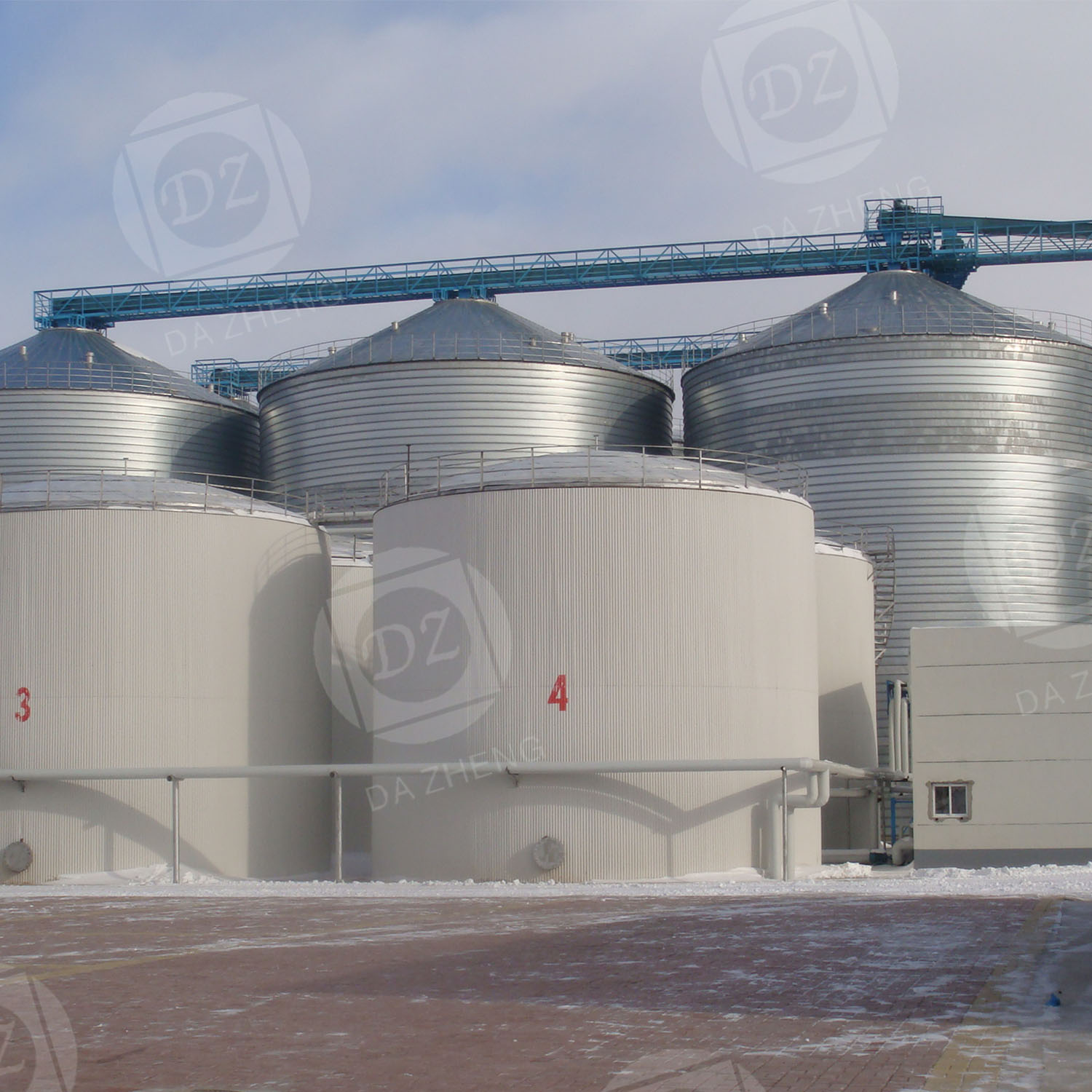 Welded steel plate silo for component