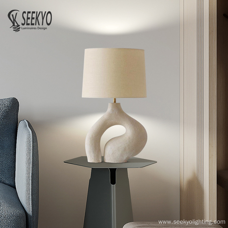 Resin Special Base Fabric Shade Table Lamp
