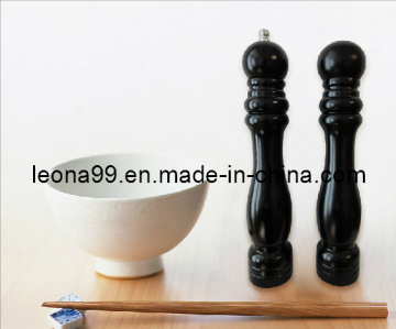 Wood Pepper Mill and Salt Shaker (W015)